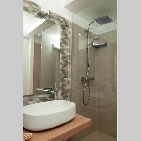 Blue Sea House 切法卢